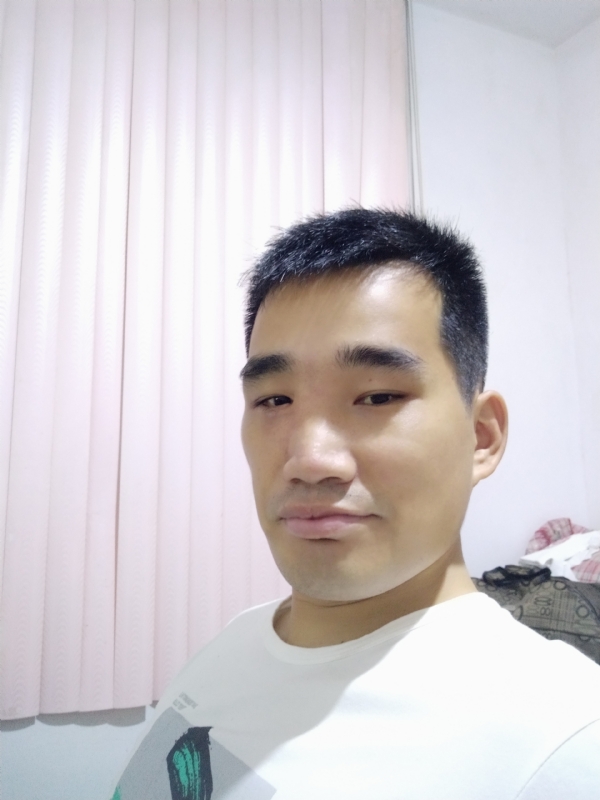 大男孩的第一张照片--上杭相亲网
