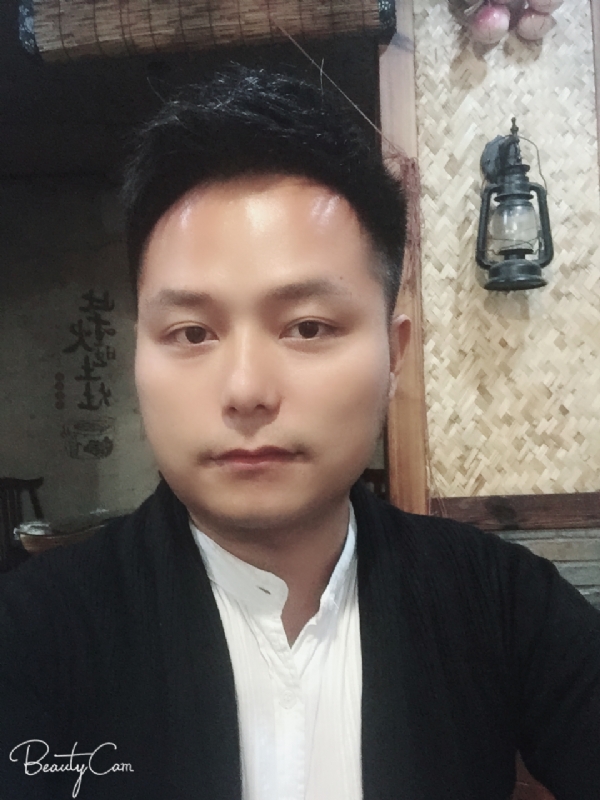 亦初的第一张照片--上杭相亲网