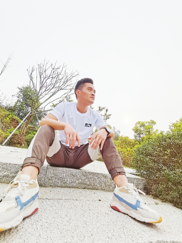 一个人，干净利落的第一张照片--上杭相亲网