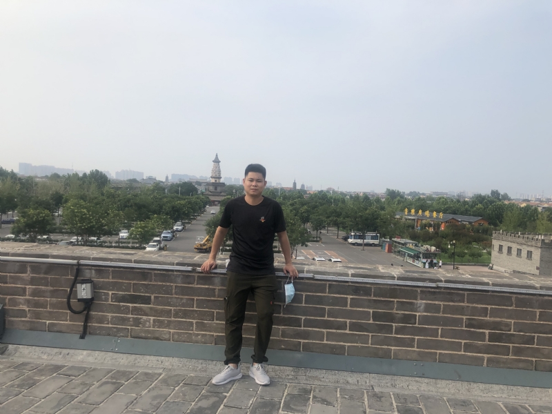 123.向左向右的第一张照片--上杭相亲网