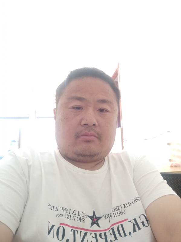 流星隐爱的第三张照片--上杭相亲网