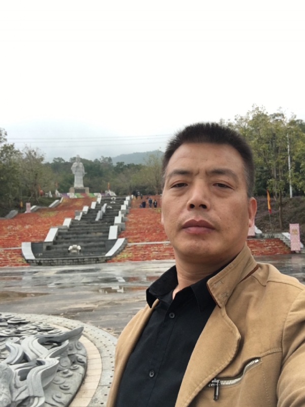 开心的松鼠的第一张照片--上杭相亲网