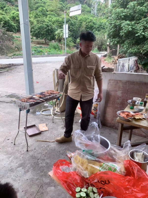 你黑我哟的第一张照片--上杭相亲网