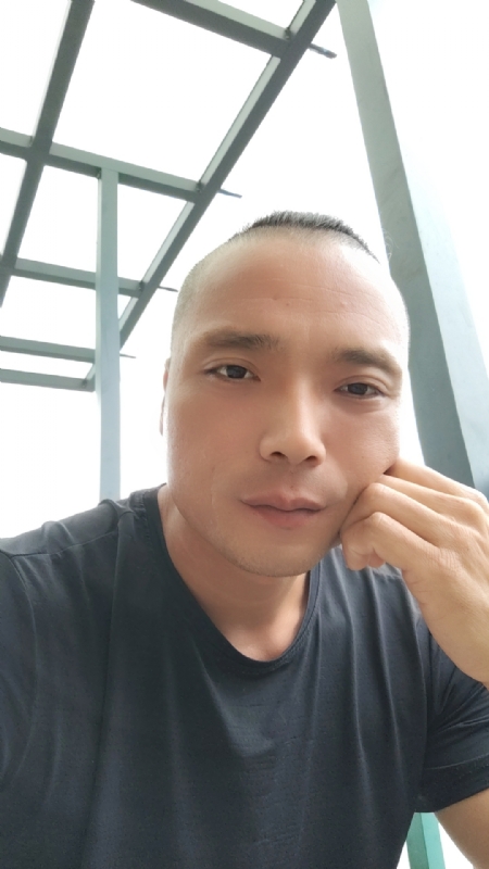 伯爵的第三张照片--上杭相亲网