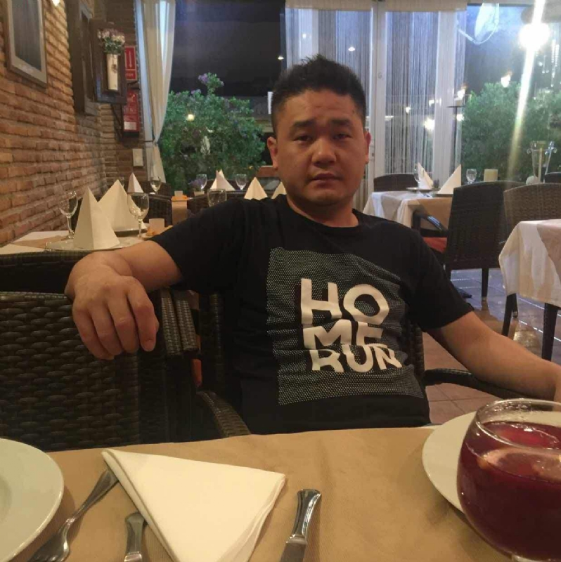 海外游子的第三张照片--上杭相亲网